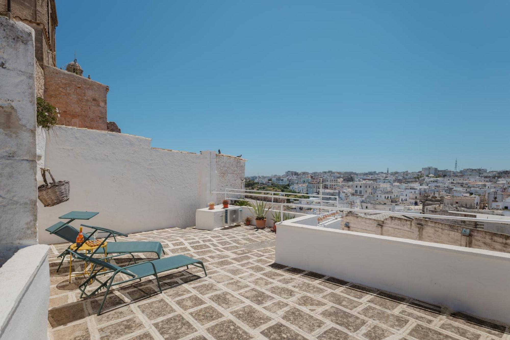 Dimora Lavinia Casa Vacanze Centro Storico 奥斯图尼 外观 照片